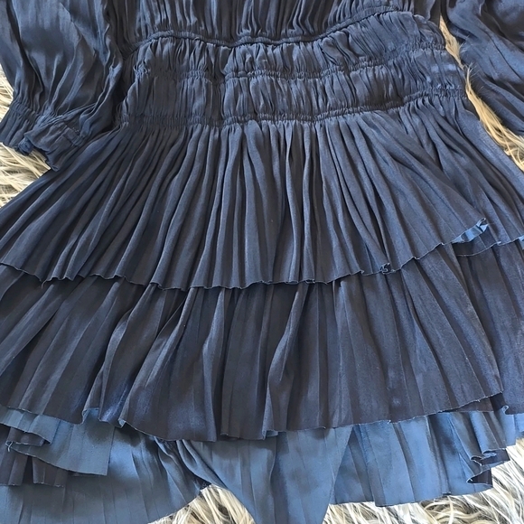 Current Air Elegant Navy Pleated Dress Size S - Picture 7 of 9
